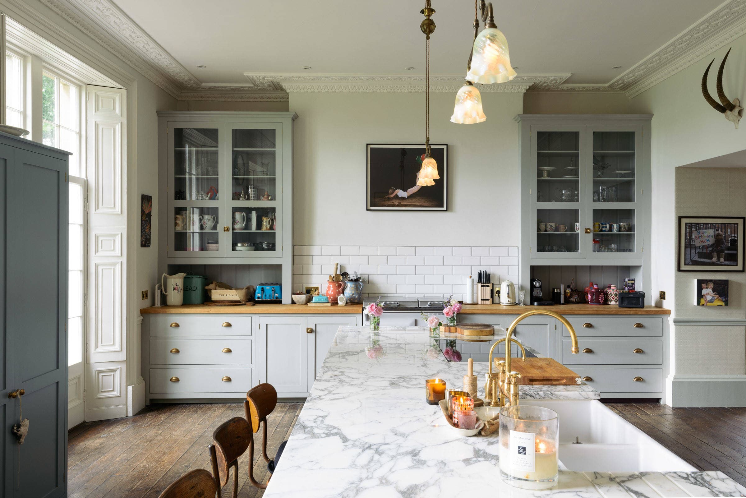 Counter Cabinet Singapore – Functional & Stylish Workstations — R&R Carpentry Singapore